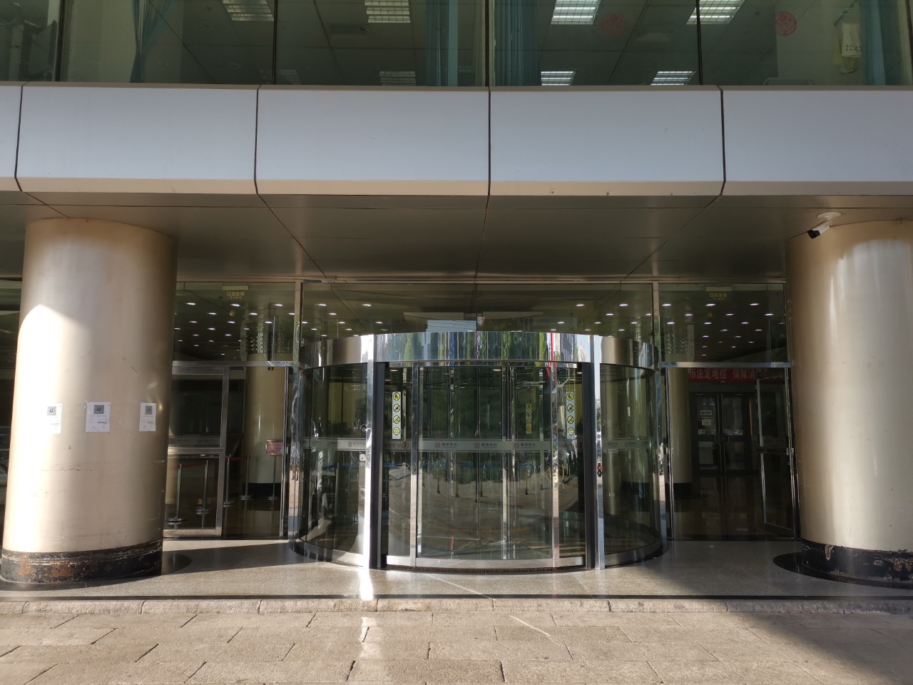 静安中心出租房源实拍图2